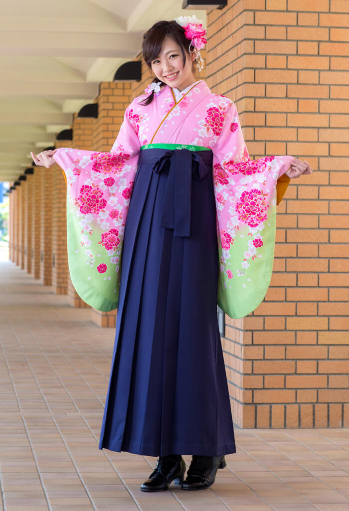 OUピンク桜と中紺の卒業式袴
