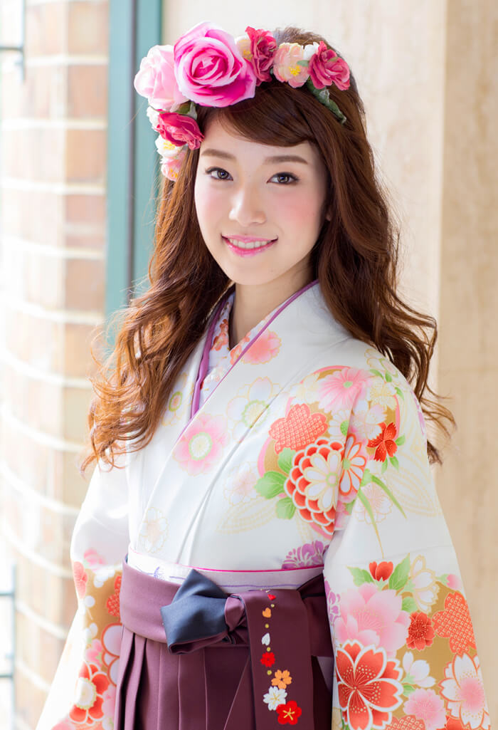 卒業式のレンタル袴：OUエンジぼかし桜刺繍