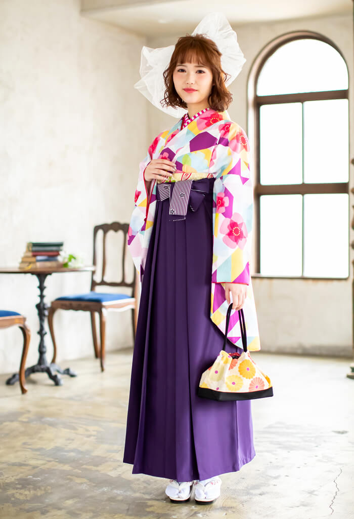 卒業式の袴レンタルで紫でまとめた可愛いコーディネート