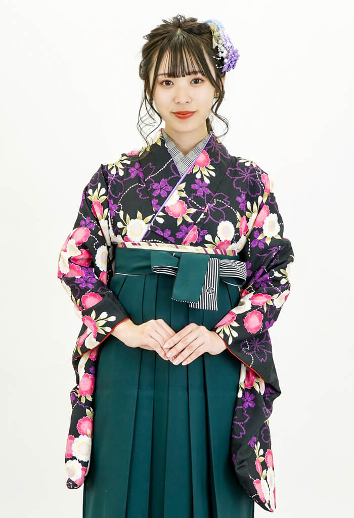 レンタル袴：クロ雪輪八重ザクラ×フカミドリ梅ひも縞