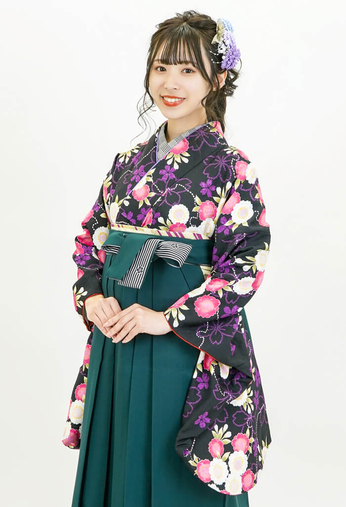 レンタル袴：クロ雪輪八重ザクラ×フカミドリ梅ひも縞