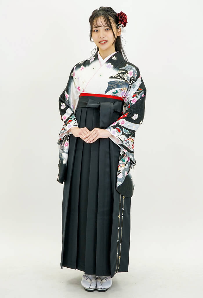 レンタル袴：白地に黒束ねのし×黒すだれ