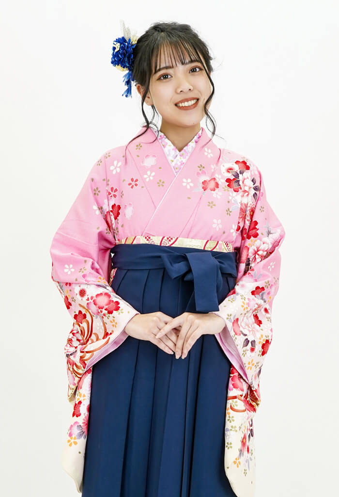 レンタル袴：ピンク地袖クリーム大輪菊×コン