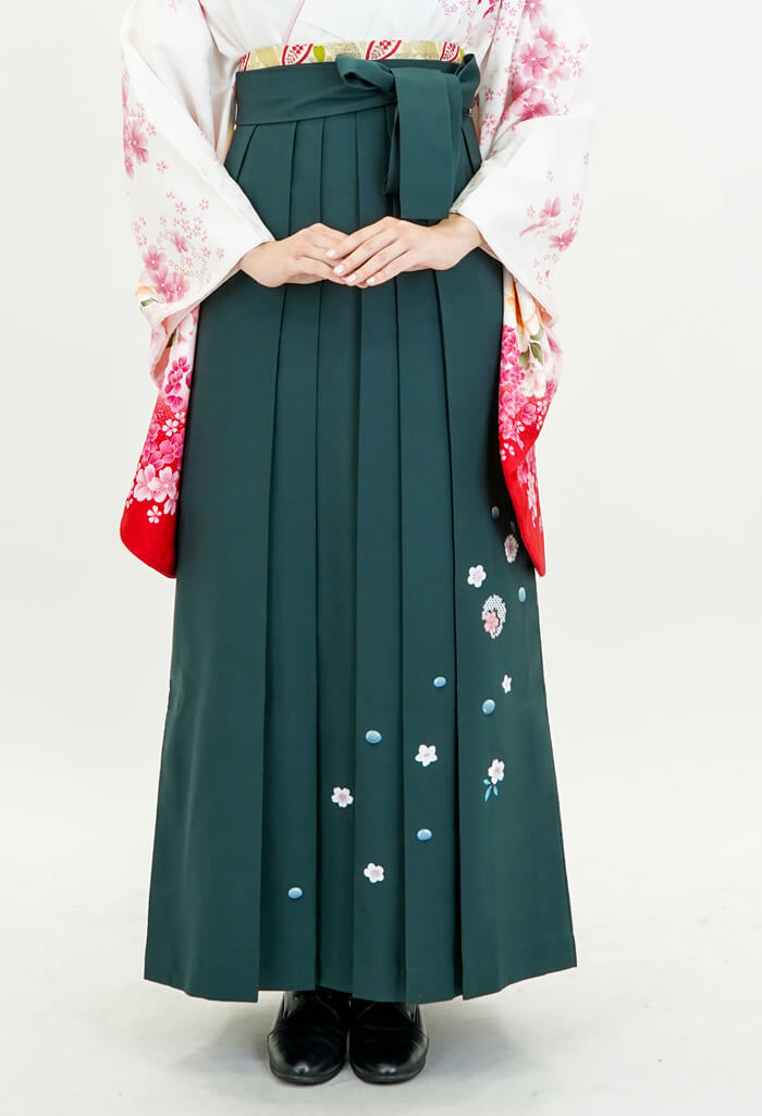 卒業式のレンタル袴：白・赤山桜×フカミドリ友疋田桜