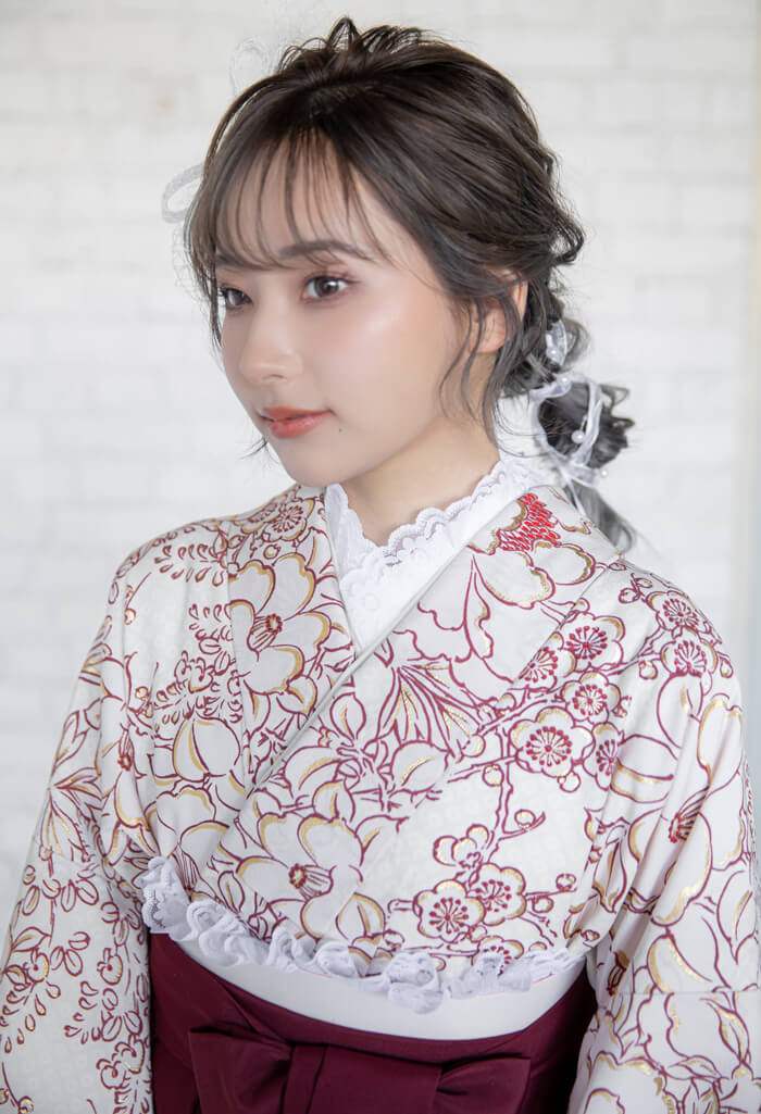 ピヨナちゃんが着る卒業式のレンタル袴