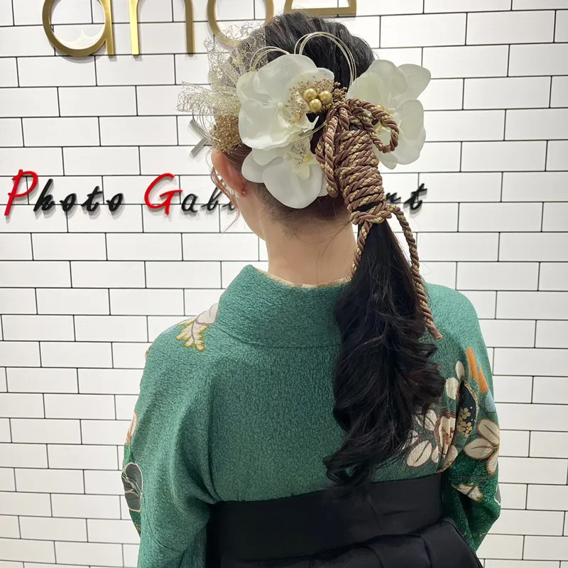 卒業式袴レンタル店アンジュを利用したお客様の写真「髪型・ヘアアレンジ・ヘアセット・紐アレンジ×ポニーテール」
