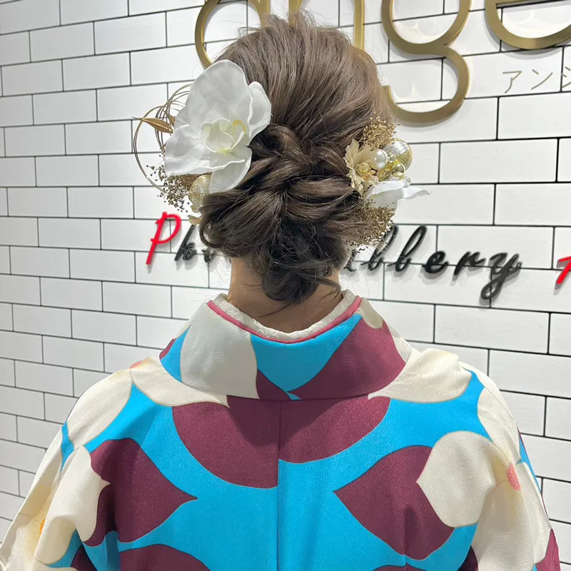卒業式袴に合う上品な編み込みアップスタイル