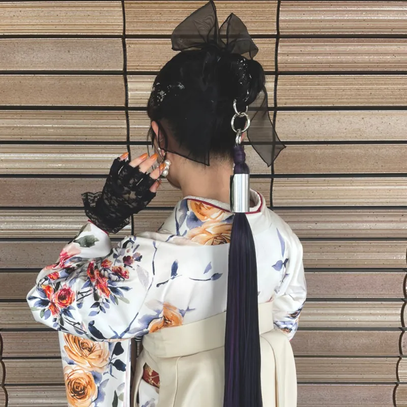 卒業式袴レンタル店アンジュを利用したお客様の写真「髪型・ヘアアレンジ・ヘアセット・リボン×リングエクステアレンジ」