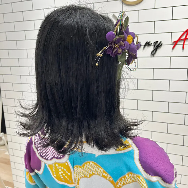 卒業式袴レンタル店アンジュを利用したお客様の写真「髪型・ヘアアレンジ・ヘアセット・外ハネボブ」