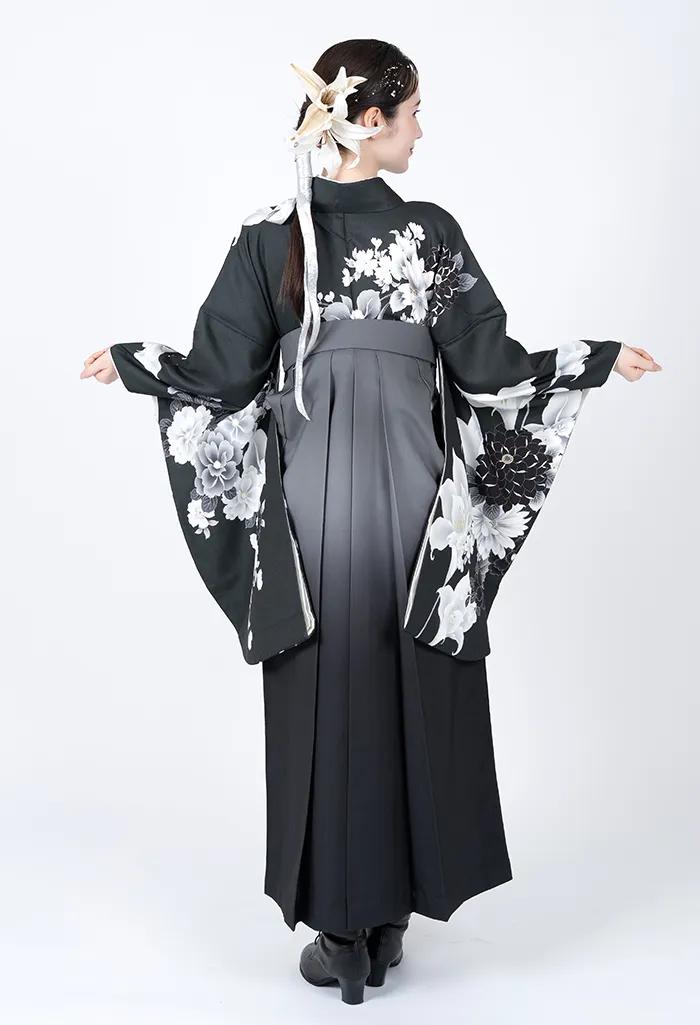 卒業式袴レンタル EE9014_K00005 着物：フォレスト×白百合クリスタル 袴：グレー×黒ぼかし