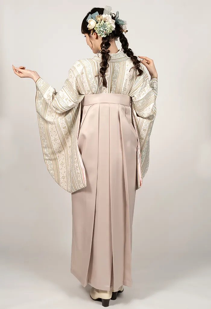 卒業式袴レンタル EEE972_SMB026 着物：縦蔦小花 from HANAE MORI 袴：スモーキーベージュ　