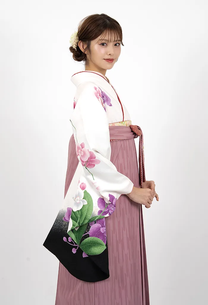 卒業式袴レンタル G00011_M00043 着物：白胡蝶蘭 袴：ピンクkansai矢絣