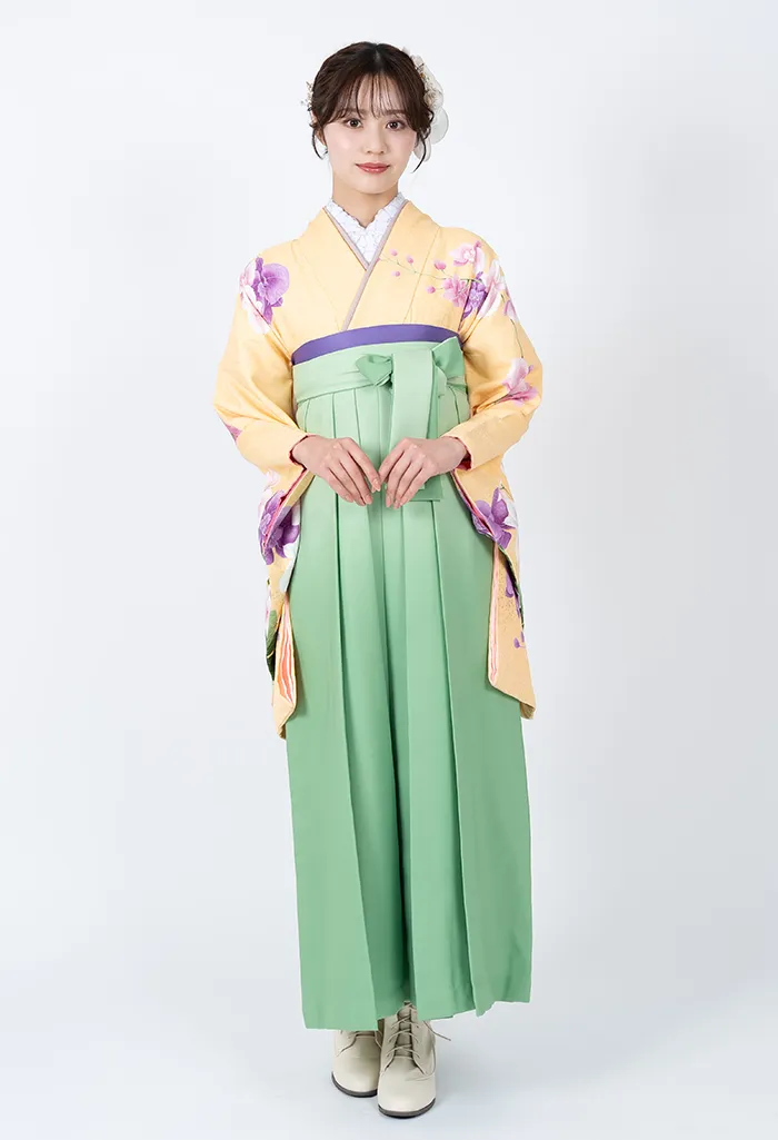 卒業式袴レンタル G00012_K00079 着物：黄胡蝶蘭 袴：パステルグリーンぼかし