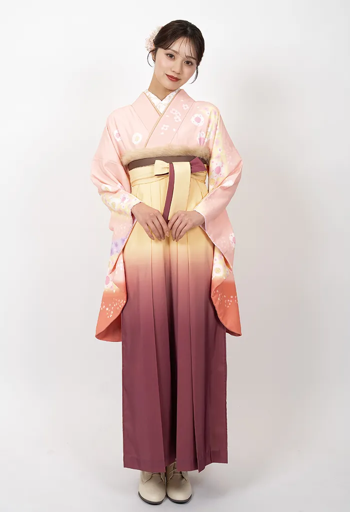 卒業式袴レンタル G00028_CAB938 着物：薄ピンク八重桜 袴：クリームアズキぼかし